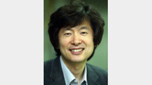 [동아광장/남진우]역사 바로 세우기와 역사 뒤집어 보기