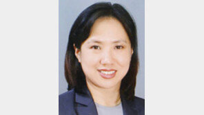 [동아광장/박성희]상식이 뉴스가 되는 나라