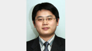 [기자의 눈/문병기]미사일 논의장의 潘장관 장기자랑