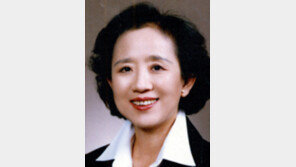 [동아광장/정옥자]유우익 세계지리학연합회 사무총장의 고민