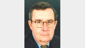 [세계의 눈/윌리엄 파프]중동사태 무력 해결은 헛된 꿈