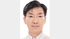 [헬스&뷰티/테마칼럼]탈모는 모근이 건강할 때 치료해야