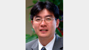 [기자의 눈/주성원]취업과외까지 낳은 규제공화국