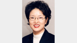 [기자의 눈/이진영]아무리 신문이 밉더라도…