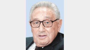 [세계의 눈/헨리 키신저]이라크 미군, 友軍을 만들라