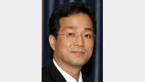 盧대통령 ‘복심’ 윤태영 비서관 청와대 떠나