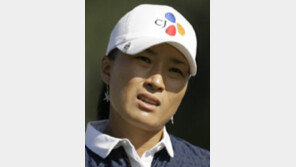 울어버린 세리… ‘나비스코’ 막판 무너져