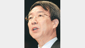 정운찬 “때로는 역사의 광장 한복판에 있어야”