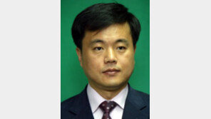 [광화문에서/한기흥]돈은 핵보다 강하다