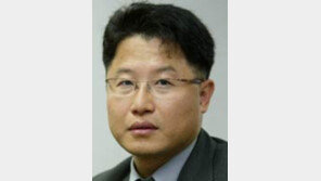 [기자의 눈/이강운]‘은퇴 후 11년’이 던진 충격파