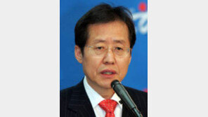 홍준표 “盧 기념관은 넌센스, 박정희 기념관이 먼저”