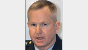 벨 “한국 방위비 분담금 안늘리면 미군 재배치 다시 검토”