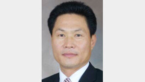 [기자의 눈/정재락]울산 지자체 행사장서 사라진 ‘한 말씀’