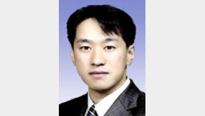 [기자의 눈]가족들의 추락 바라본 할아버지의 분노