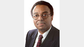 [세계의 눈/클래런스 페이지]체니와 오바마는 친척 사이