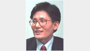 [동아광장/윤평중]직업 정치인으로 산다는 것