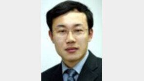 [기자의 눈/주성하]北 노동신문 “세계 속에 조선 있다”