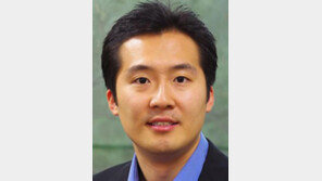 [기자의 눈/이종식]외환銀매각 둘러싼 ‘거물들의 진실게임’