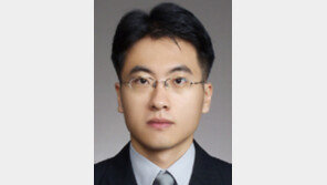 [기자의 눈/우정열]“취업, 서울대 출신도 어깨의 힘 빼라”