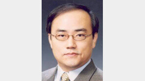 [동아광장/김성한]김정일의 시간은 거꾸로 가는가