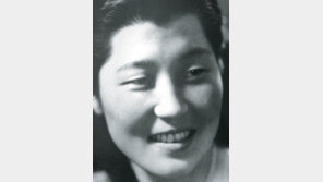 [제주]제주 백사장서 가수 백난아를 기리며