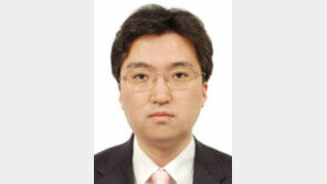 [기자의 눈/전성철]힘센 법원노조, 수수방관 법원