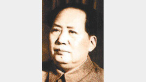 60년 전 마오의 명연설 ‘중국인민 일어섰다’는 가짜?