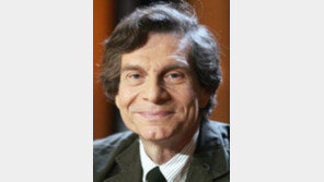 [세계의 눈/ 기 소르망]중국 변해야 남북장벽 무너진다