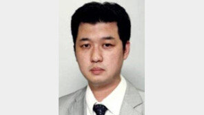 [기자의 눈/황규인]두 달 뒤면 수업인데… 교사용 지도서 감감 무소식