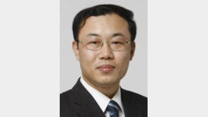 [기자의 눈/주성하]23만원이 없어 눈물 흘리는 탈북자들