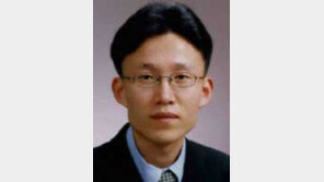 [기자의 눈/민병선]천주교 주교회의 앞의 ‘정치의 강’