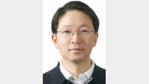 [기자의 눈/김승련]‘공천기준 완화’ 다같이 침묵하는 정치권