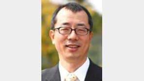 [동아광장/윤석민]제주의 청정한 새벽을 걸으며