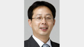 [특파원 칼럼/이헌진]너무 다른 김일성-김정일 訪中