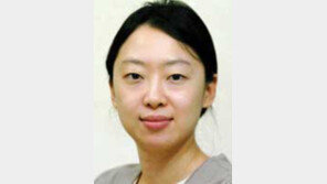 [기자의 눈/강혜승]대학홈피 구호는 ‘글로벌’… 총장 인사말은 ‘80년대’