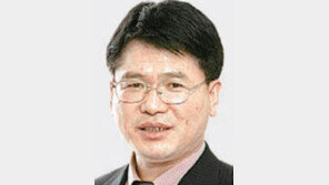 [기자의 눈/구자룡]거창한 ‘中공산당 90주년’ 홍보영화… 객석은 썰렁