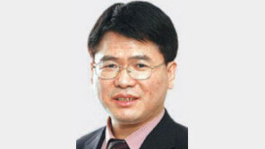 [기자의 눈/구자룡]美신용등급 내린 中신용평가회사의 두가지 ‘속내’