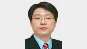 [기자의 눈/이종훈]佛 한국인 입양자 출신 의원에 “우리의 한국인”이라니…