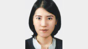 [기자의 눈/하정민]의원 출판기념회 안내문 보낸 이상한 생보협