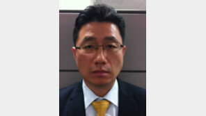 [기자의 눈/이승헌]인재 모아도 시원찮은데… ‘악화가 양화 구축’하는 정치권