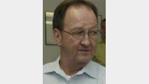 [지구촌 이모저모]‘동성애자 性권리 인정’ 판결 이끈 로런스 사망