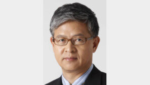 [오늘과 내일/박제균]박근혜의 트라우마