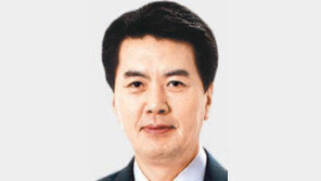 [광주/전남]정용화, 광주 서구갑 출마 한나라 탈당, 무소속으로