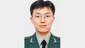 [신문과 놀자!/뉴스 속 인물]‘영예로운 제복상’ 상금 절반을 어린이재활병원 건립에 기부