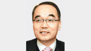 박재완 장관 “한국경제 2분기엔 회복의 길로… 한미FTA 발효 등 성장 모멘텀”