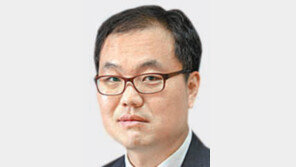 [기자의 눈/배극인]“위안부, 총리가 사죄하라” 아사히 주필의 곧은 제언