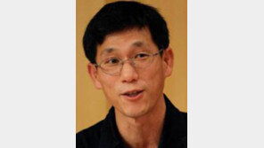 진중권 “내가 지역구민이면 김용민 안 찍어”