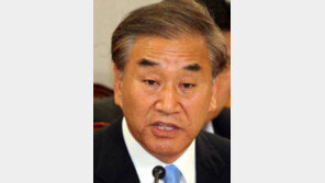 이재오 “깜이엄마, 보기 싫은 人 쫓아낼땐…”