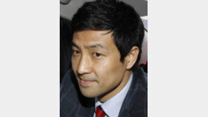 [뉴스 파일]‘논문 표절’ 문대성, 동아대에 사직서