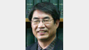 [시론/이덕환]광우병, 과학과 현실 사이